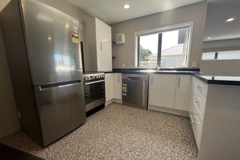 Photo of property in 155 Grant Road, Thorndon, Wellington, 6011