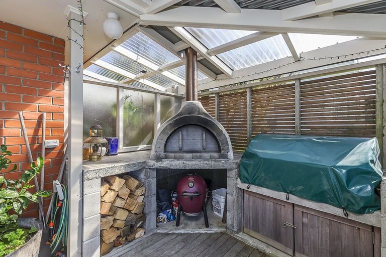 Photo of property in 33 Buckley Road, Southgate, Wellington, 6023