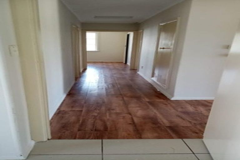 Photo of property in 23 Fleming Street, Manurewa East, Auckland, 2102