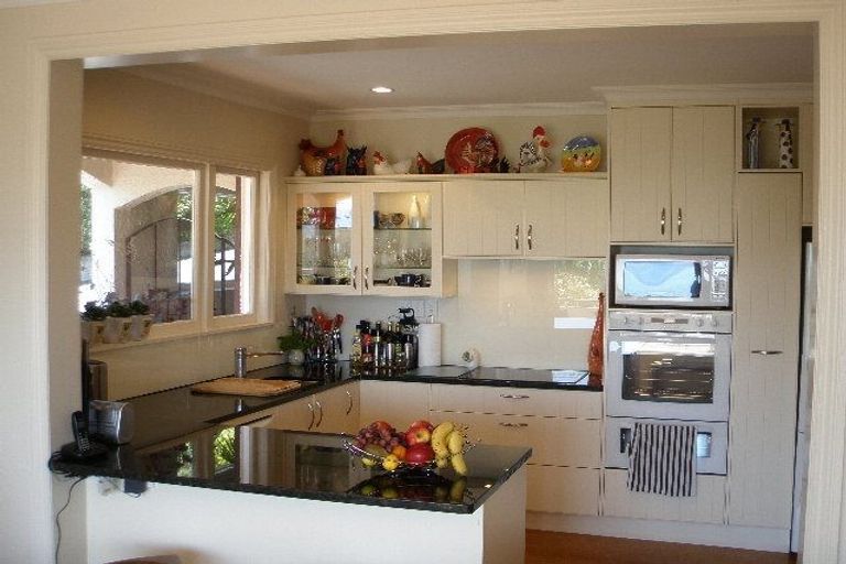 Photo of property in 72 Bisley Avenue, Moana, Nelson, 7011