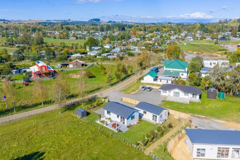 Photo of property in 16f Tamumu Road, Waipawa, 4210