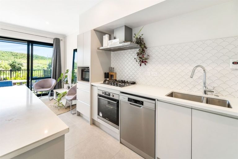 Photo of property in 145 Glenvar Ridge Road, Long Bay, Auckland, 0630