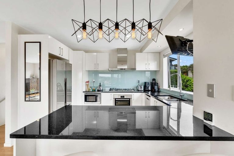 Photo of property in 141 Alec Craig Way, Gulf Harbour, Whangaparaoa, 0930