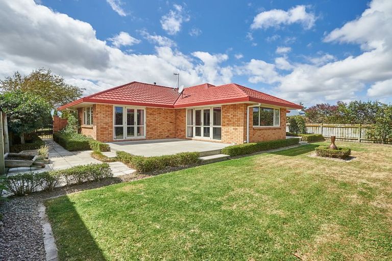 Photo of property in 48 Parnell Heights Drive, Kelvin Grove, Palmerston North, 4414