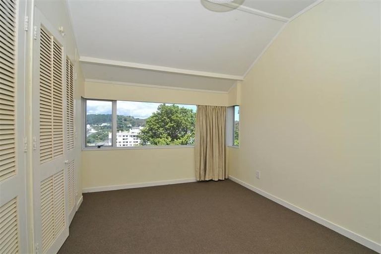 Photo of property in 43 Thompson Street, Mount Cook, Wellington, 6011