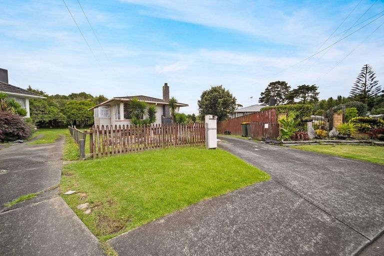 Photo of property in 9 Sutton Avenue, Mangere East, Auckland, 2024