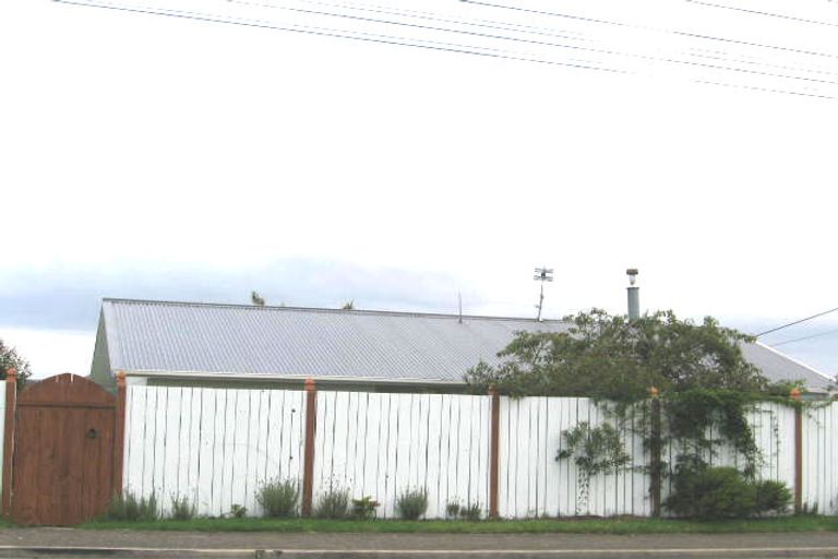 Photo of property in 138 Glengarry Road, Glen Eden, Auckland, 0602