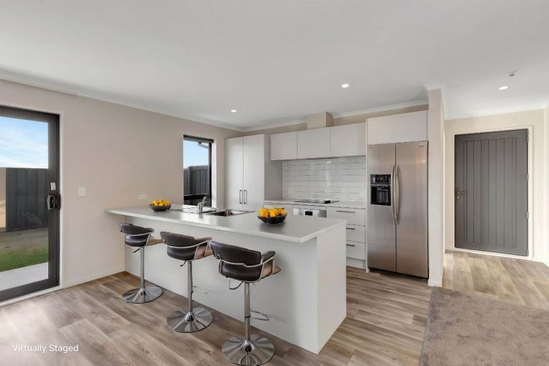 Photo of property in 106 Broadway Parade, Rolleston, 7615