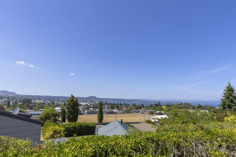 Photo of property in 126 Acacia Bay Road, Nukuhau, Taupo, 3330