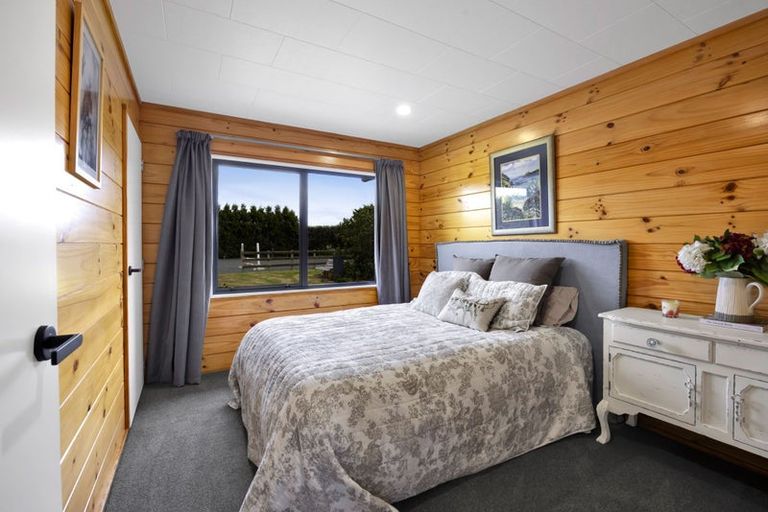 Photo of property in 295 Turuturu Road, Hawera, 4674