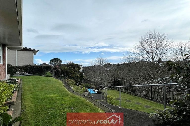 Photo of property in 9 Montana Place, Merrilands, New Plymouth, 4312