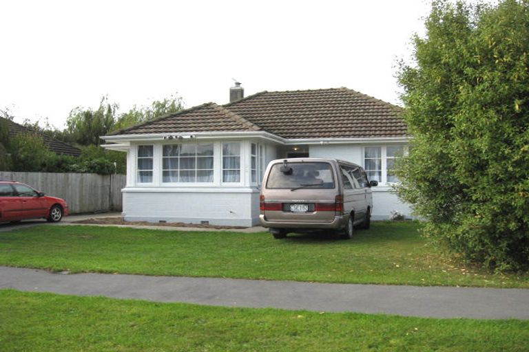 Photo of property in 24 Oakland Street, Northcote, Christchurch, 8052