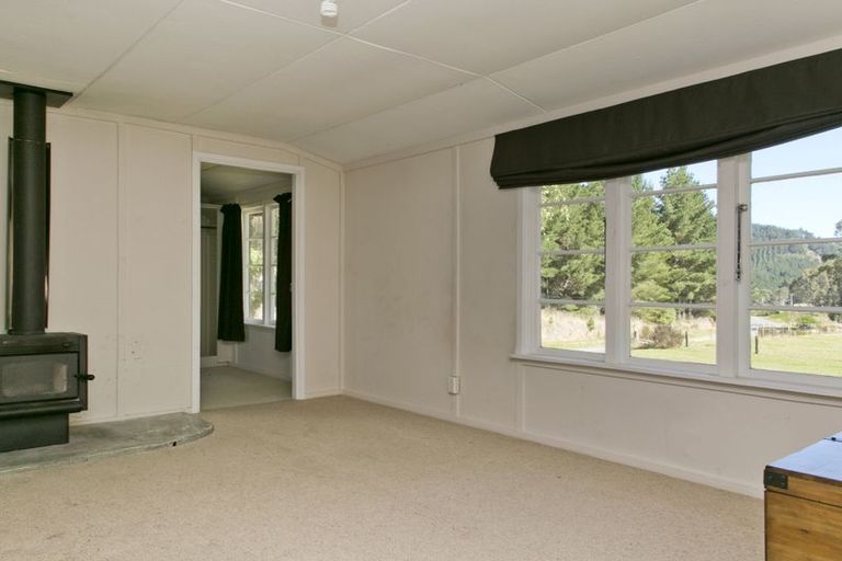 Photo of property in 654b Tukairangi Road, Kinloch, Taupo, 3385