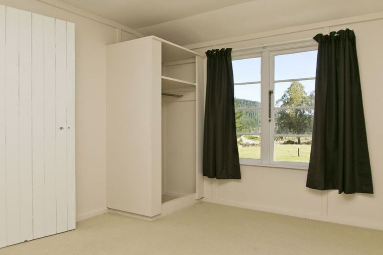 Photo of property in 654b Tukairangi Road, Kinloch, Taupo, 3385