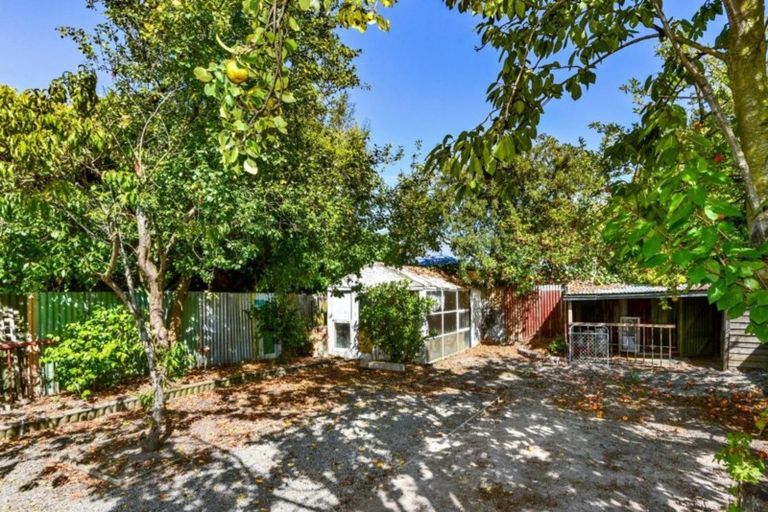 Photo of property in 16 Edmonds Street, Wainuiomata, Lower Hutt, 5014