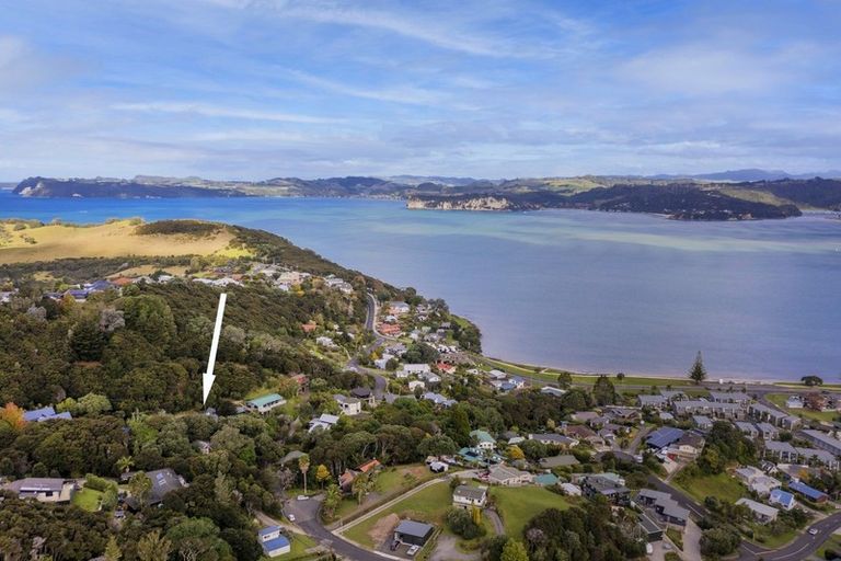 Photo of property in 5b Pohutukawa Grove, Whitianga, 3510