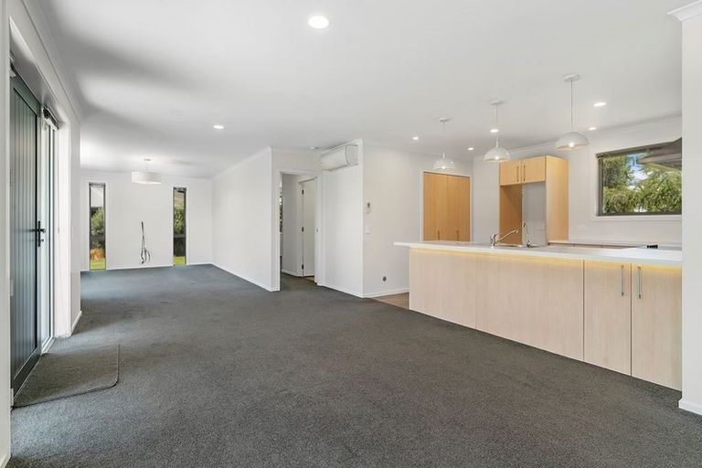 Photo of property in 6 Jelley Place, Cromwell, 9310