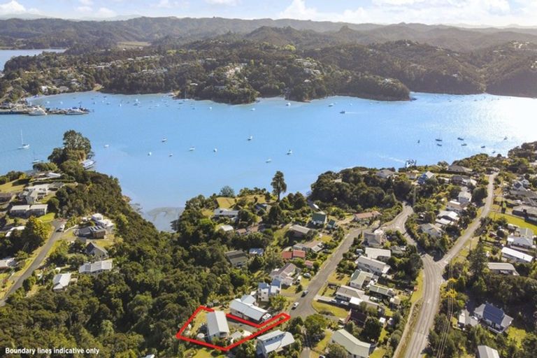 Photo of property in 30 Tirairaka Terrace, Okiato, Russell, 0272