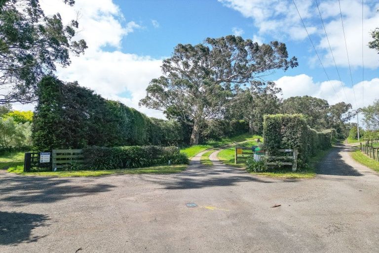 Photo of property in 32 Westmere Road, Westmere, Whanganui, 4574