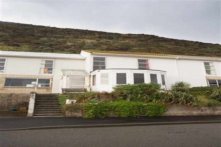 Photo of property in 3/106 Owhiro Bay Parade, Owhiro Bay, Wellington, 6023