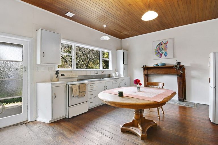 Photo of property in 61 Neudorf Road, Upper Moutere, 7175