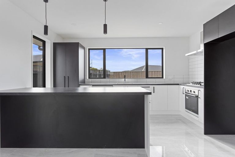 Photo of property in 12 Deans Place, Amberley, 7410