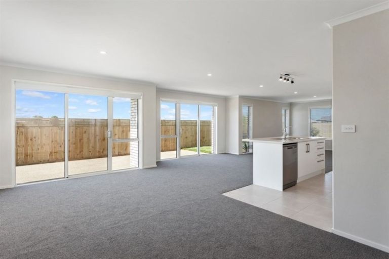 Photo of property in 12 Kotare Drive, Coastlands, Whakatane, 3120