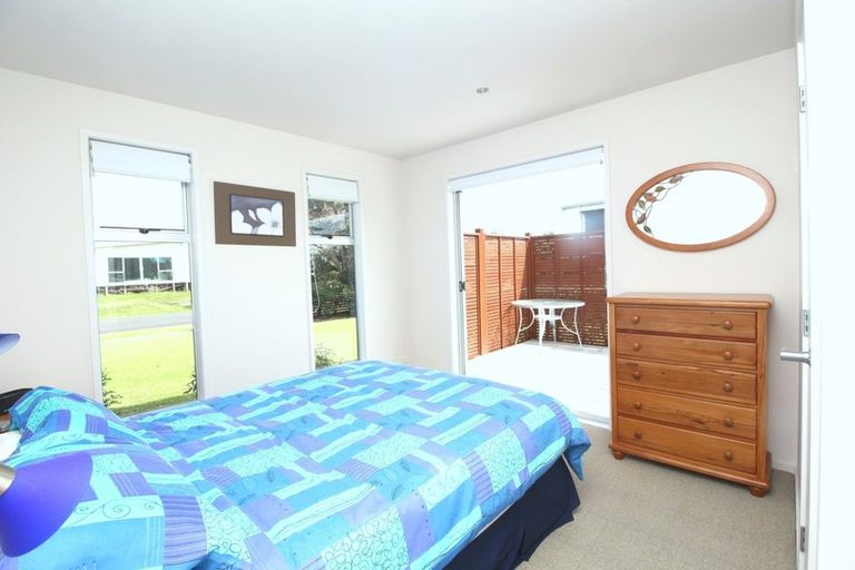 Photo of property in 170 Kowhai Avenue, Matarangi, Whitianga, 3592