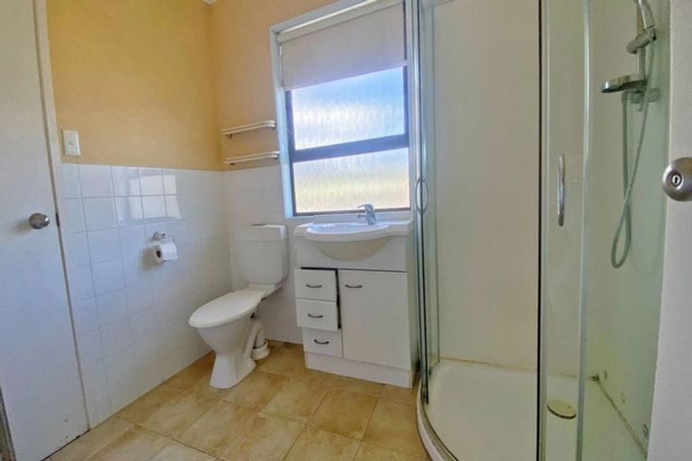 Photo of property in 2/14 Tudor Place, Mairangi Bay, Auckland, 0630