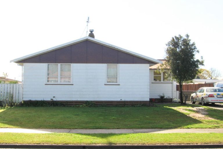 Photo of property in 8 Wallis Place, Onekawa, Napier, 4110