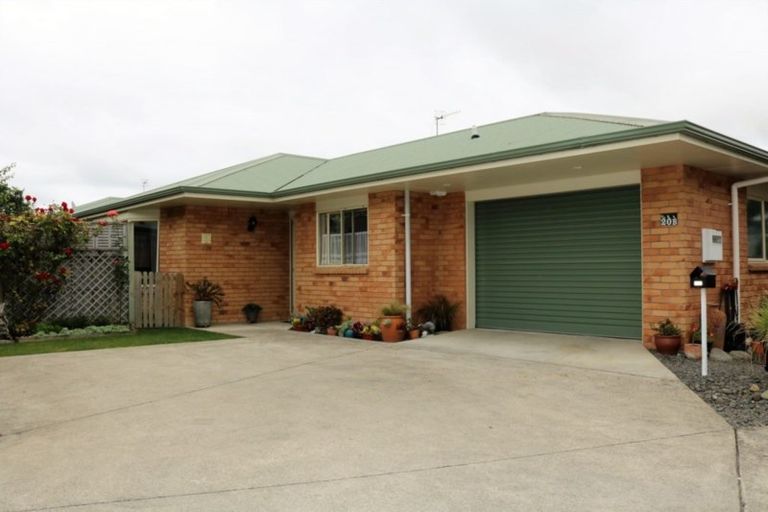 Photo of property in 20b Reeve Street, Levin, 5510