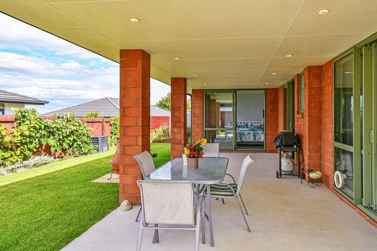 Photo of property in 98 Helenslee Road, Pokeno, 2472