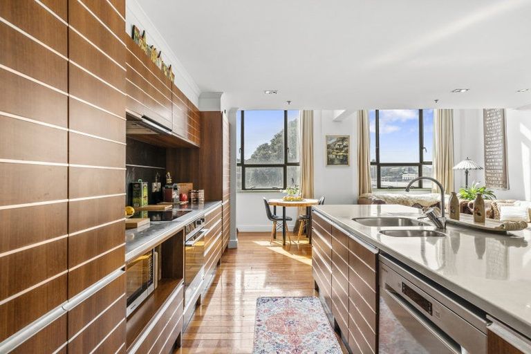 Photo of property in Augusta Apartments, 13/254 Willis Street, Te Aro, Wellington, 6011