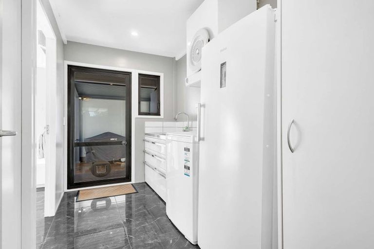 Photo of property in 37 Hikanui Drive, Havelock North, 4130