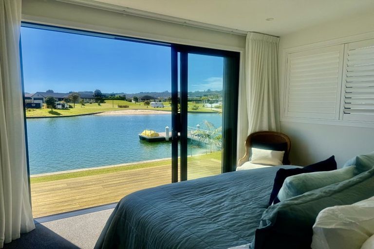 Photo of property in 17 Awatea Drive, Whitianga, 3510