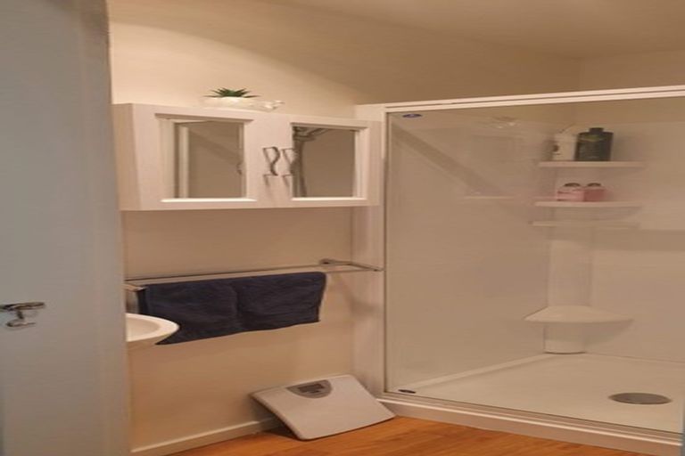 Photo of property in 81a Percy Kinsman Crescent, Riverstone Terraces, Upper Hutt, 5018