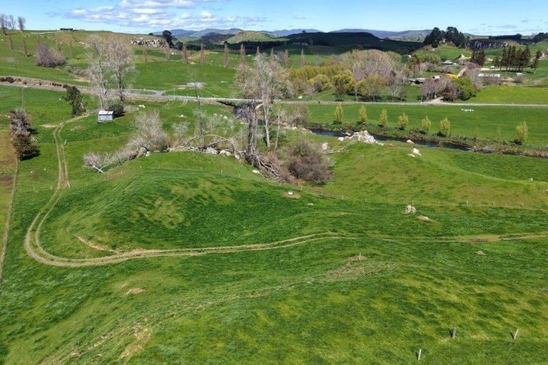 Photo of property in 258 Wharepapa Road South, Wharepapa South, Te Awamutu, 3877