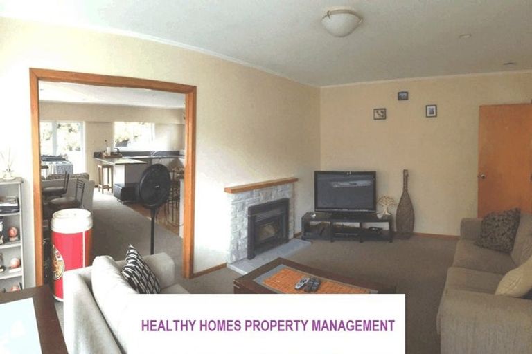 Photo of property in 5 Bedford Street, Te Atatu South, Auckland, 0610