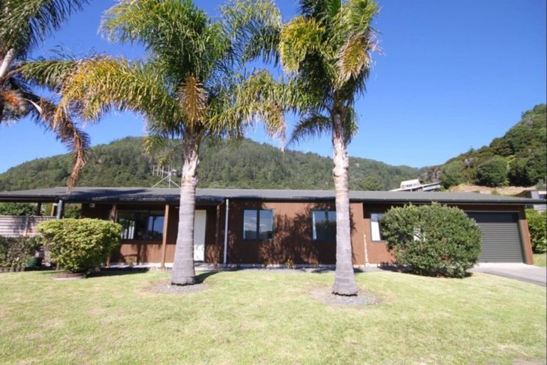 Photo of property in 37 Holland Close, Pauanui, Hikuai, 3579