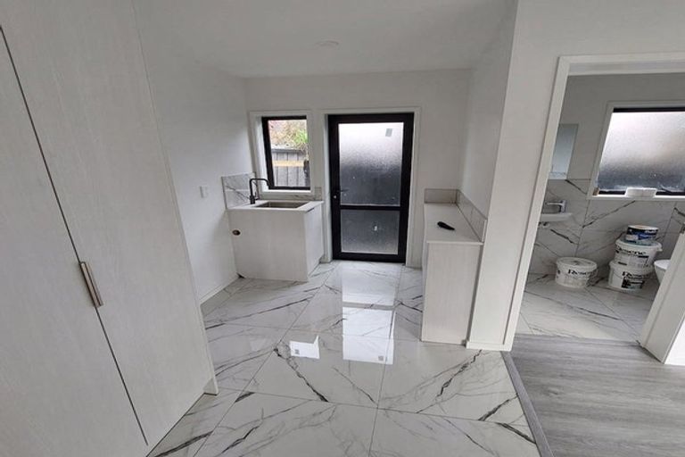 Photo of property in 1/339 Pakuranga Road, Pakuranga Heights, Auckland, 2010