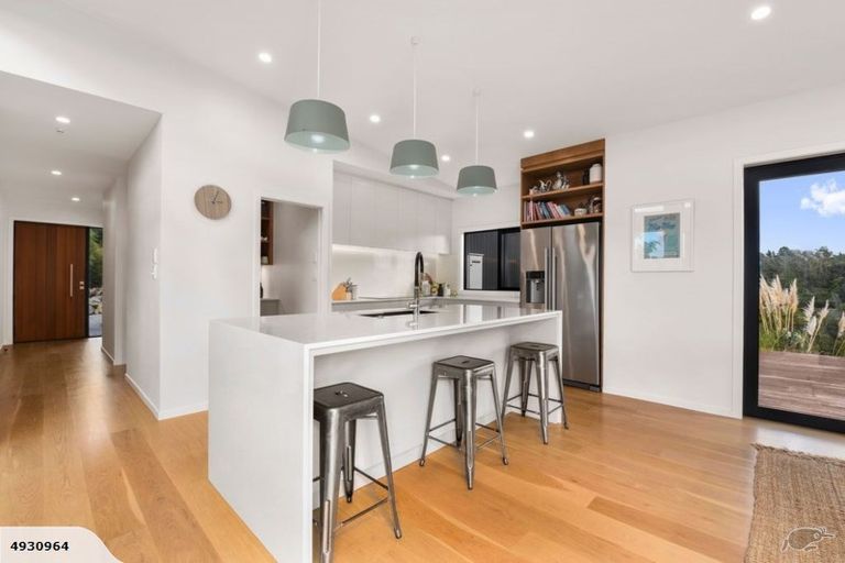 Photo of property in 1237 East Coast Road, Redvale, Albany, 0794