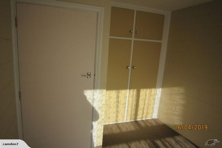 Photo of property in 1/112a Olliviers Road, Phillipstown, Christchurch, 8011