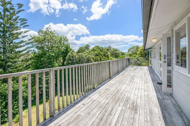 Photo of property in 137 Stredwick Drive, Torbay, Auckland, 0630