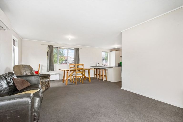 Photo of property in 24a Crawshaw Drive, Nawton, Hamilton, 3200