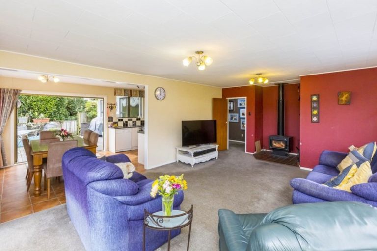 Photo of property in 105b Kamahi Street, Stokes Valley, Lower Hutt, 5019