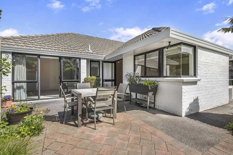 Photo of property in 5/31 Nicholas Road, Somerville, Auckland, 2014