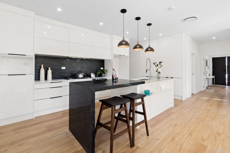 Photo of property in 39 Nightingale Road, Flat Bush, Auckland, 2019