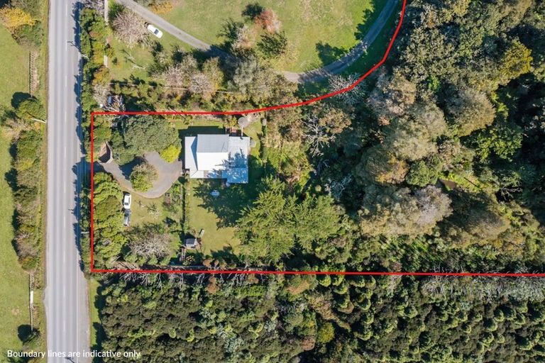 Photo of property in 130 Kimpton Road, Brookby, Manurewa, 2576
