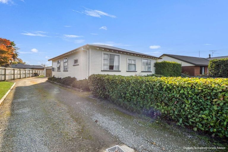 Photo of property in 70 Mcmurdo Street, Tinwald, Ashburton, 7700