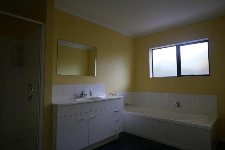 Photo of property in 61a Puriri Road, Pukekohe, 2120